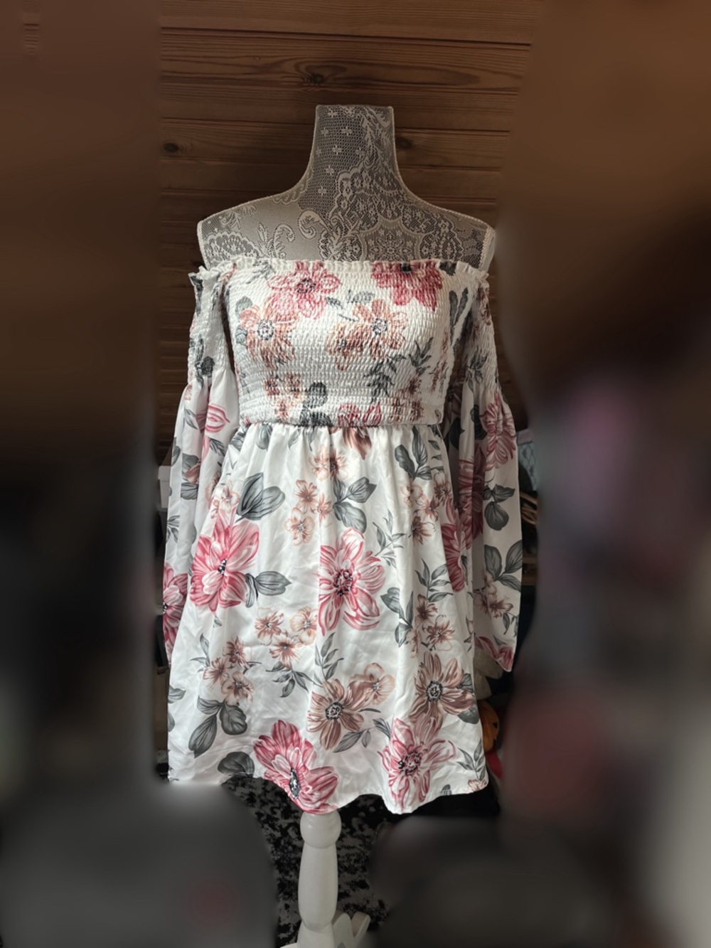 Off the Shoulder Dress S